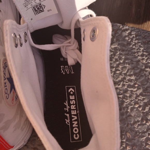 Size 11 - Picture 3 of 6